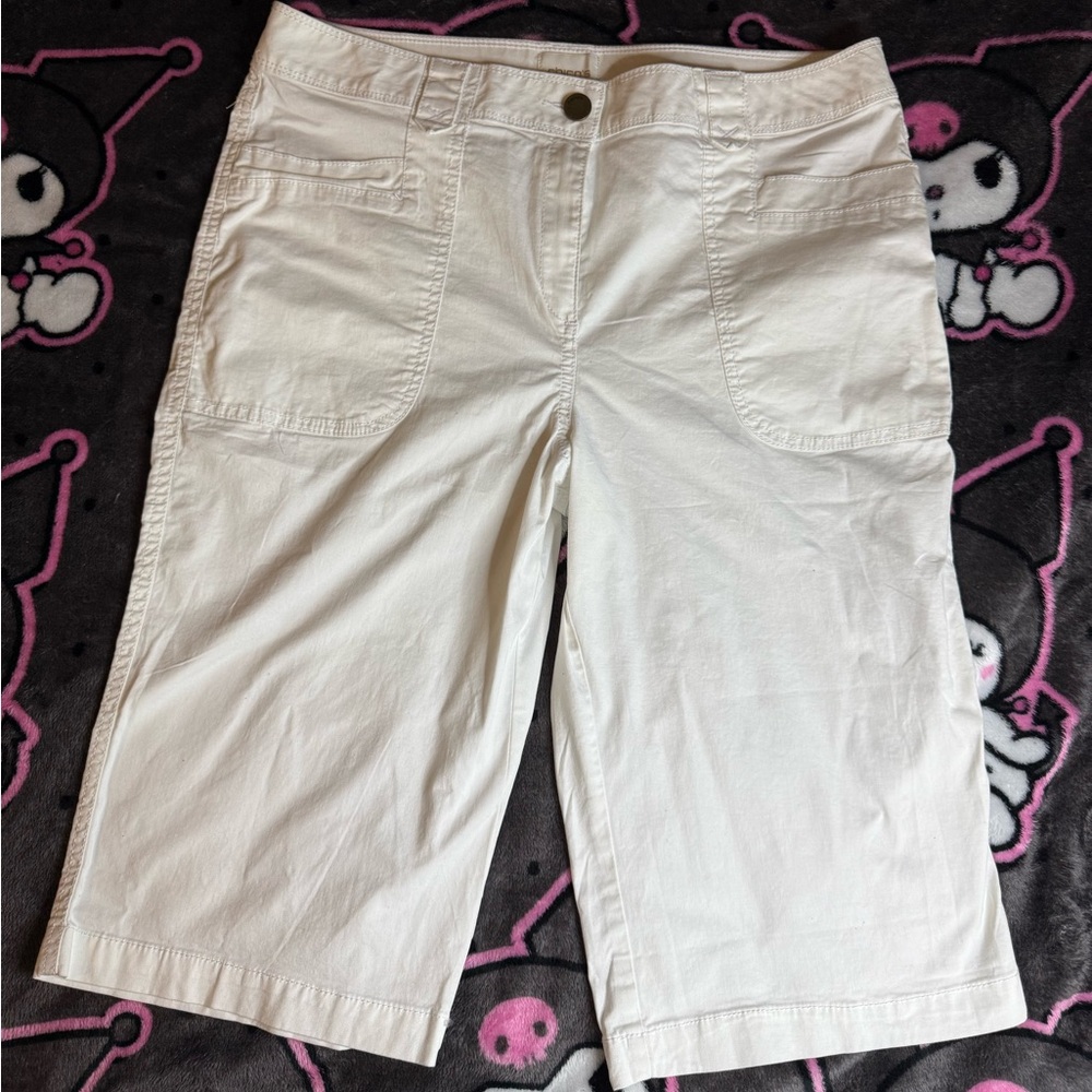 Chico's white capri loose fitting Pants